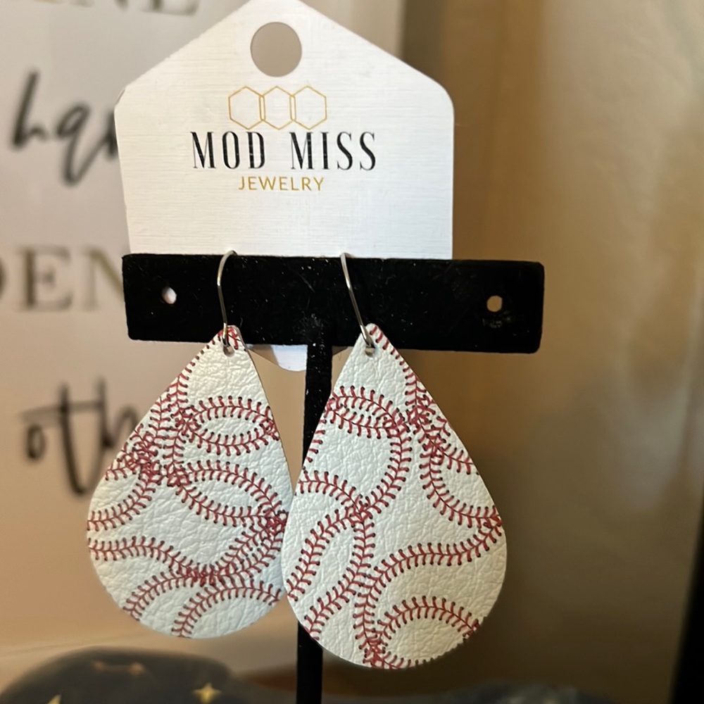 Baseball Women’s Earrings